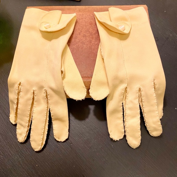 Gloves ~ Vintage ~ 2 Pair ~ Stetson ~ Women’s ~ Coral Pink & Light Yellow ~ GVC - Picture 3 of 9